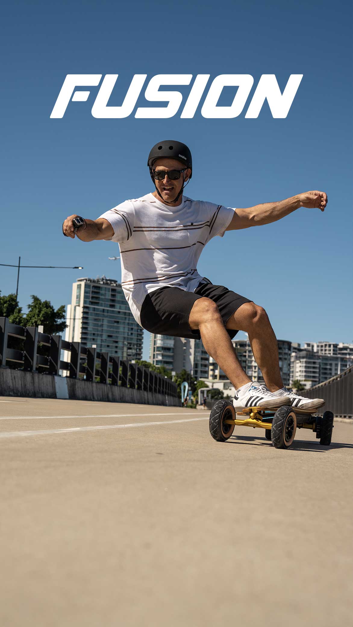 オフロード電動スケボー　evolve gt 新型リモコン付 EVOLVE GT Bamboo Series Electric Skateboard - Longboarder Labs